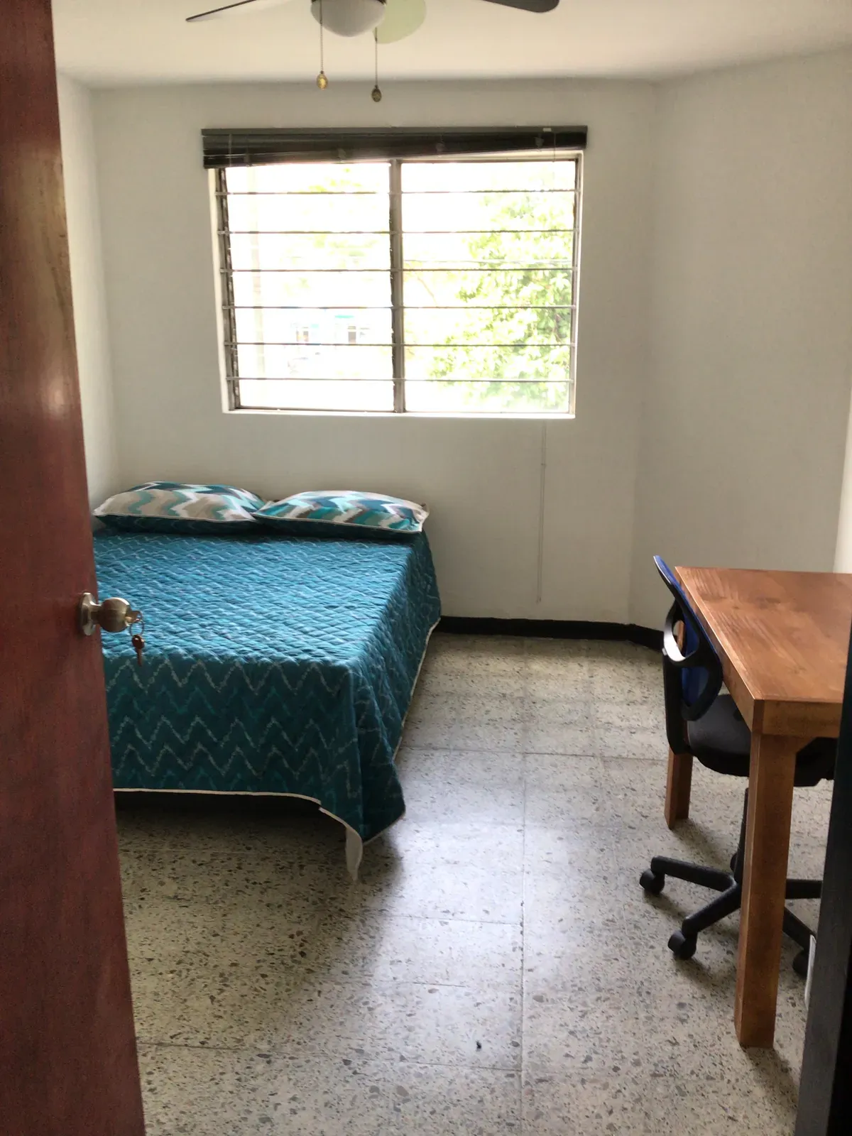 Habitación acogedora en Laureles baño privado #402-2