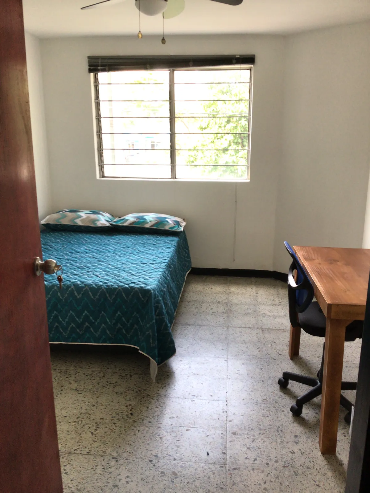 Habitación acogedora en Laureles baño privado #201-1