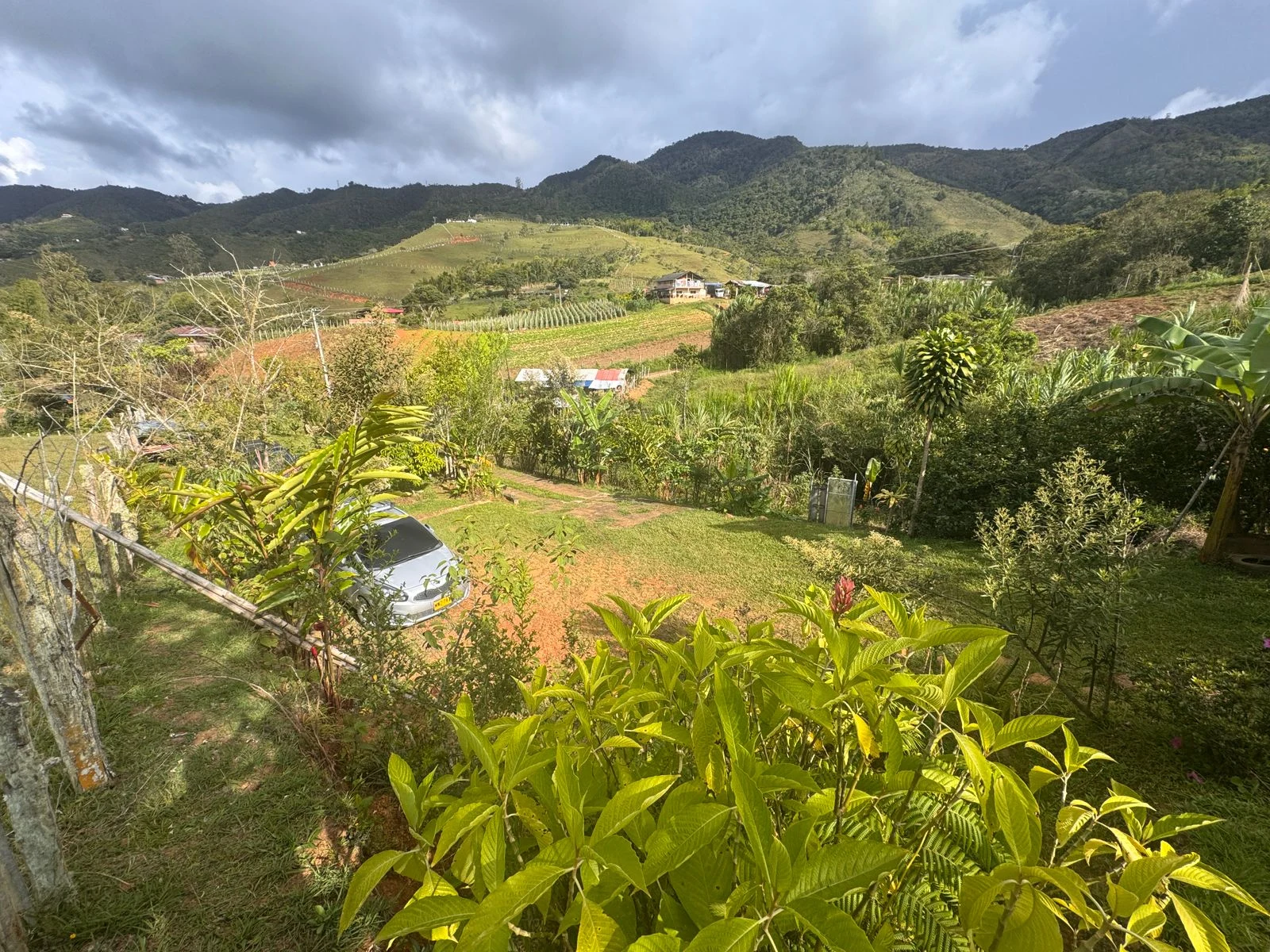 Parcela agrícola 2.670 m² con casa de 132 m² en Cali, linderos a carretera - 10